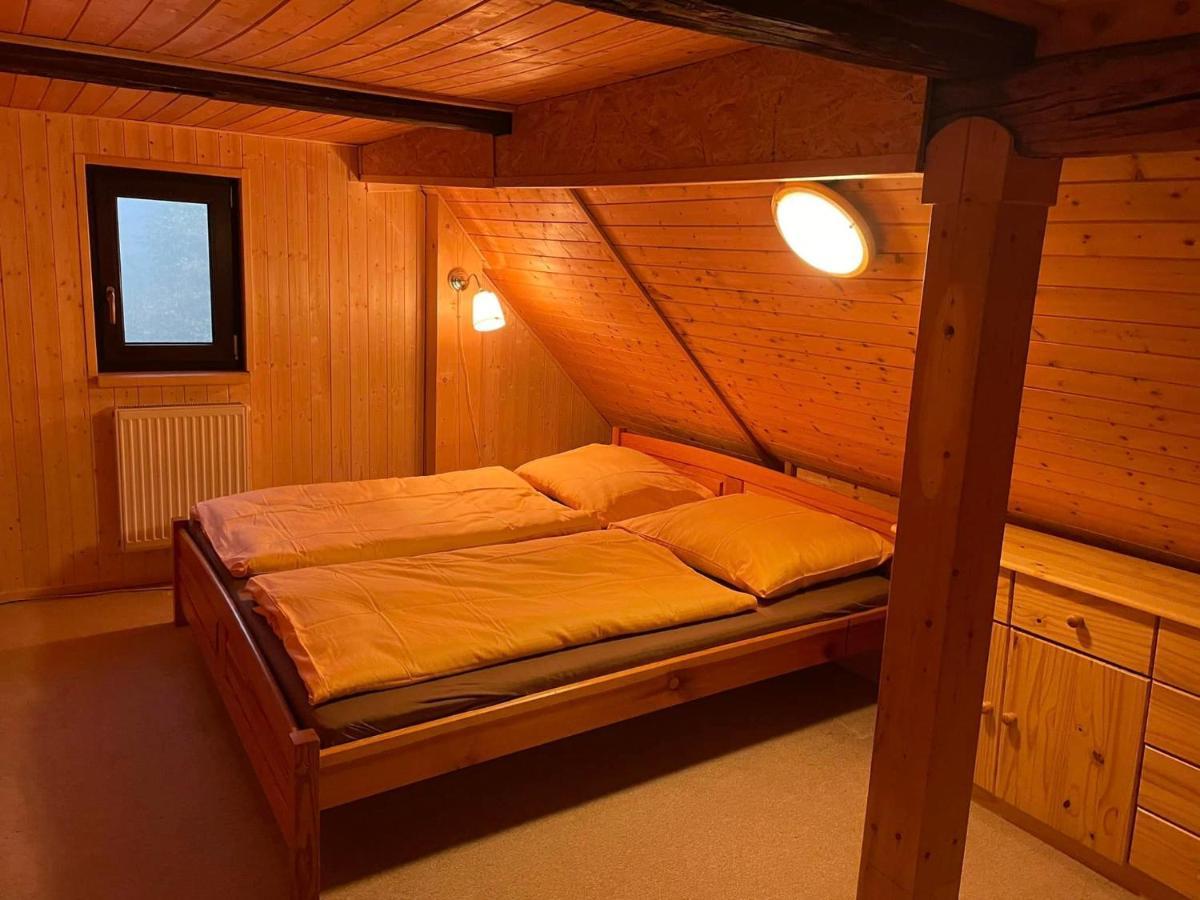 Venkovska Chalupa Jestrabi V Krkonosich Exterior foto